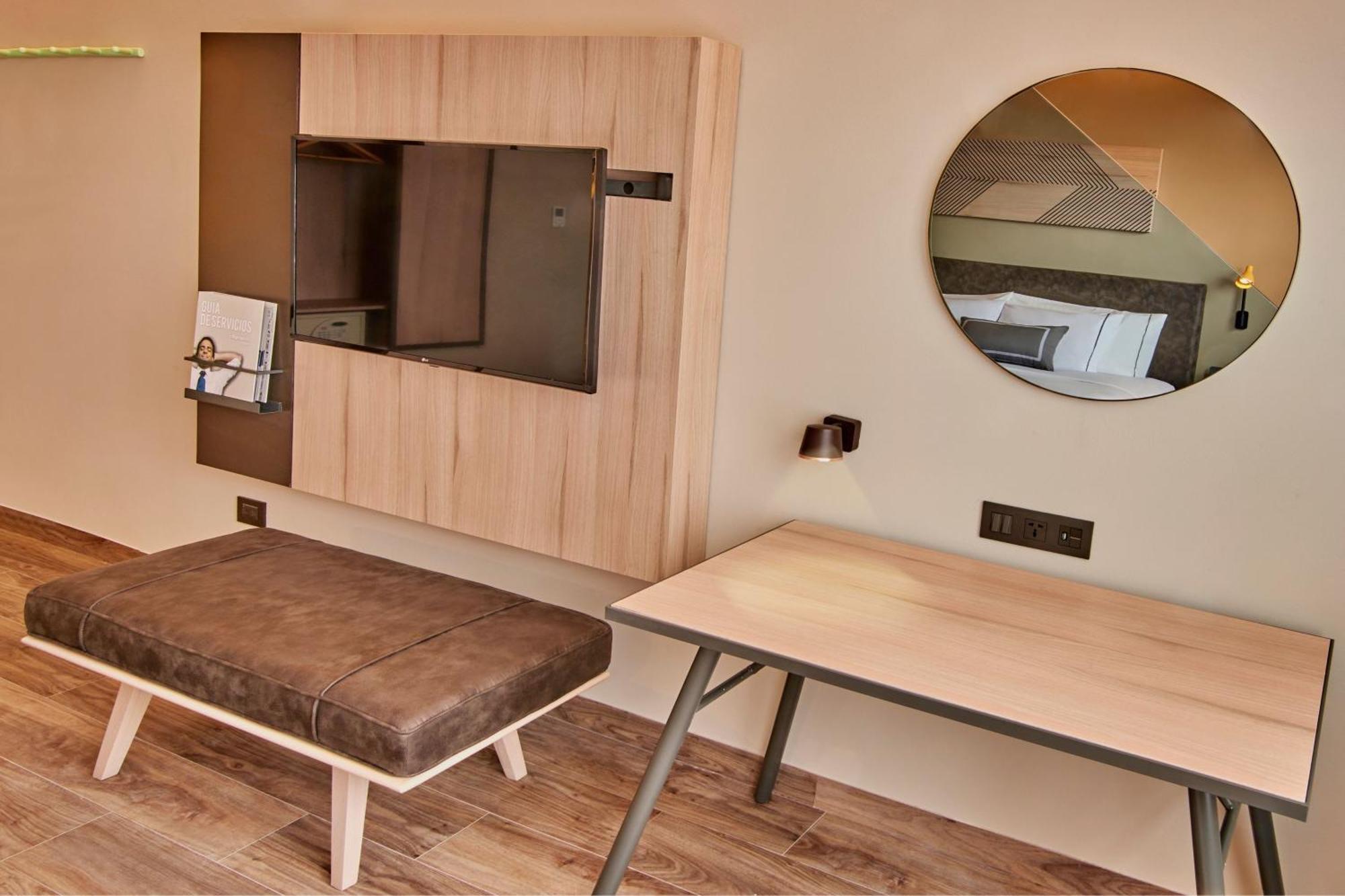 City Express Plus By Marriott Ciudad De Mexico Interlomas Extérieur photo